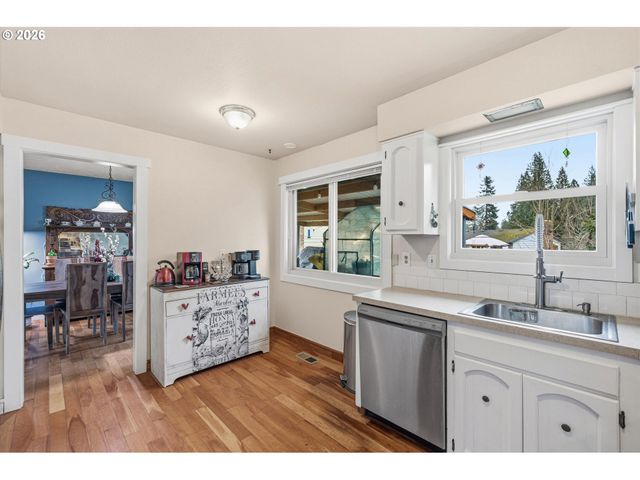 2024 Se SPRUCE Ave, Gresham, OR 97080