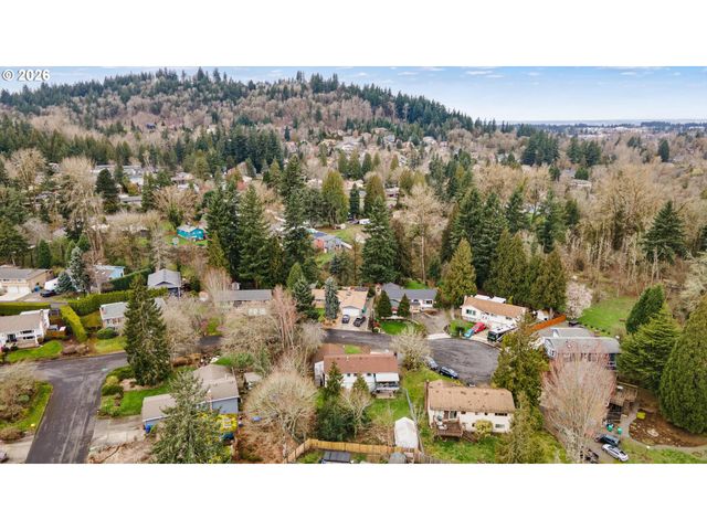 2024 Se SPRUCE Ave, Gresham, OR 97080
