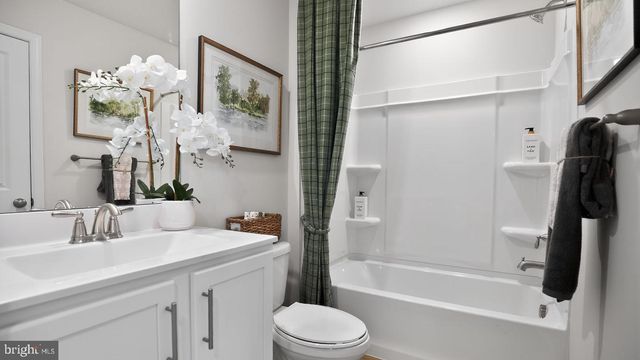 242 JOHN FORD CT, Gibbsboro, NJ 08026