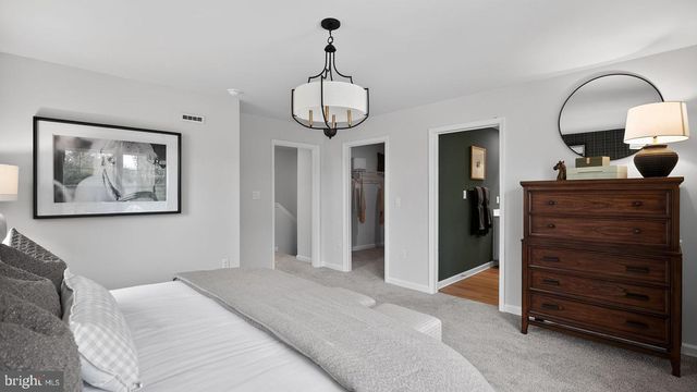 242 JOHN FORD CT, Gibbsboro, NJ 08026