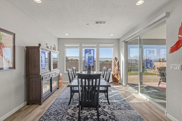 2793 Kings Canyon Loop NE, Rio Rancho, NM 87144