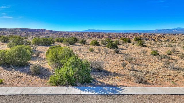 2793 Kings Canyon Loop NE, Rio Rancho, NM 87144