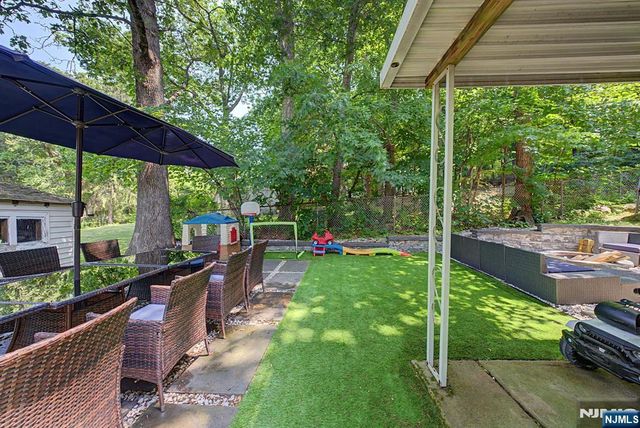 3 Valhalla Way, Rockaway Township, NJ 07866