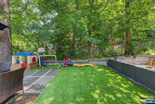 3 Valhalla Way, Rockaway Township, NJ 07866
