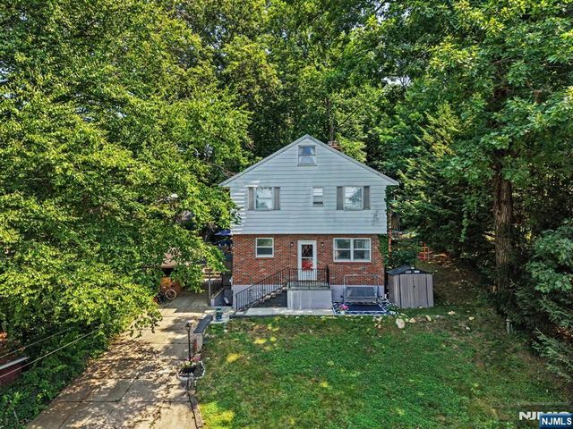 3 Valhalla Way, Rockaway Township, NJ 07866