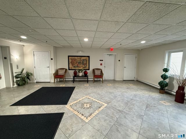 2660 North Avenue 211, Bridgeport, CT 06604