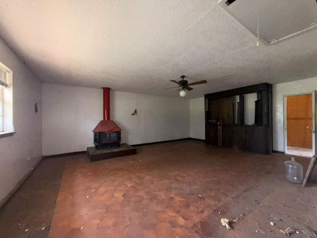 908 Whispering Lane, Newcastle, OK 73065