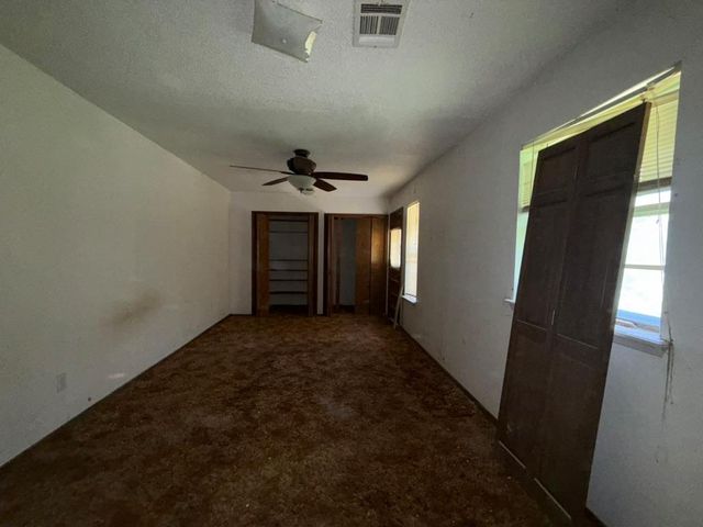 908 Whispering Lane, Newcastle, OK 73065