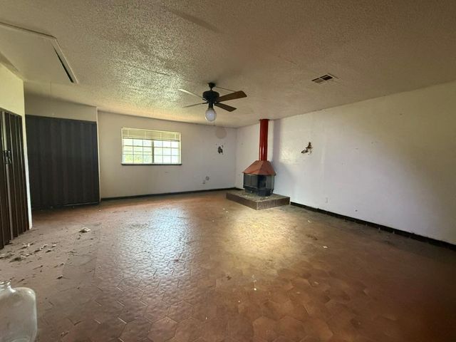 908 Whispering Lane, Newcastle, OK 73065