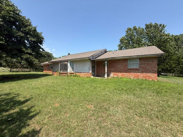 908 Whispering Lane, Newcastle, OK 73065