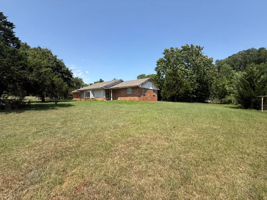 908 Whispering Lane, Newcastle, OK 73065