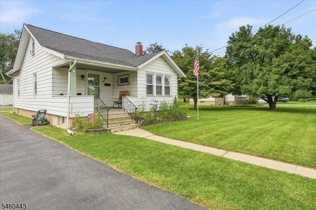 62 Ogden Ave, Rockaway Boro, NJ 07866