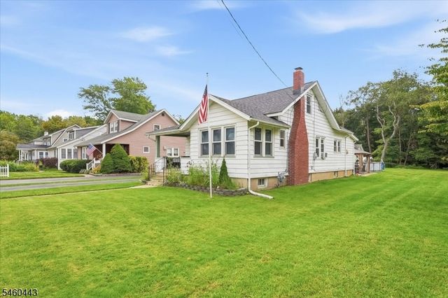 62 Ogden Ave, Rockaway Boro, NJ 07866