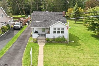 62 Ogden Ave, Rockaway Boro, NJ 07866
