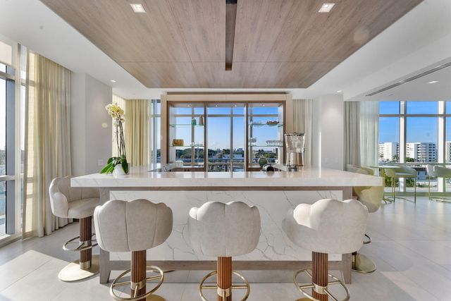 220 Lake Shore Drive 2223, Lake Park, FL 33403