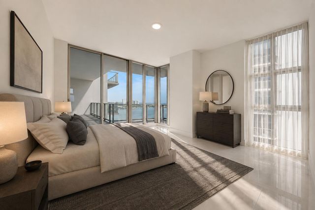 220 Lake Shore Drive 2223, Lake Park, FL 33403