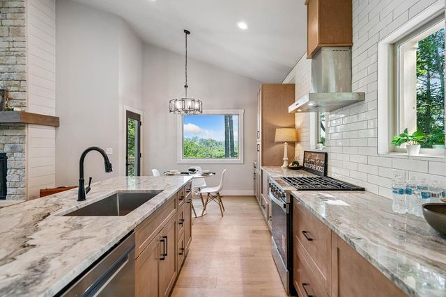 54 Myna Court, Ellijay, GA 30540