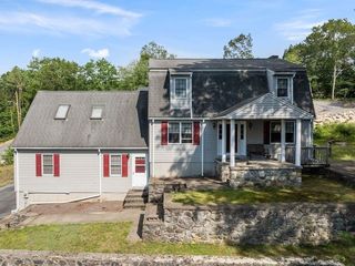 215 Manila Avenue, Woonsocket, RI 02895