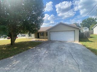 7619 Trey Oaks Lane # 2, Knoxville, TN 37918