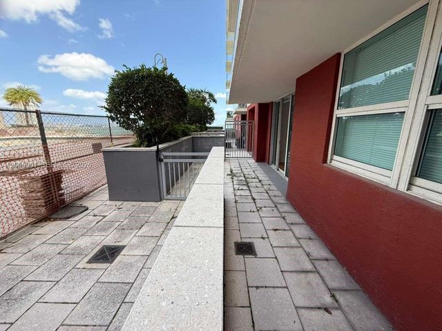 1155 Brickell Bay Dr 606, Miami, FL 33131