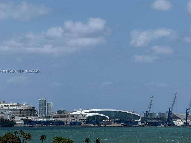 1155 Brickell Bay Dr 606, Miami, FL 33131