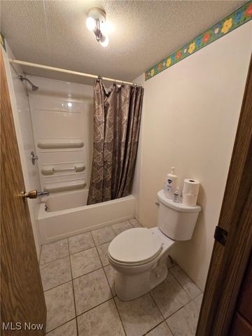 4101 Peace Road SE, Carrollton, OH 44615