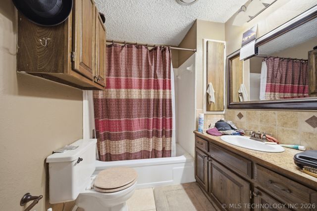10087 W 71st Street S, Sapulpa, OK 74066