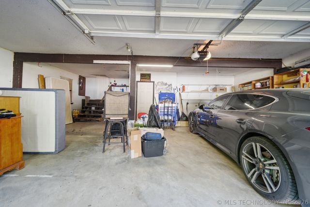 10087 W 71st Street S, Sapulpa, OK 74066