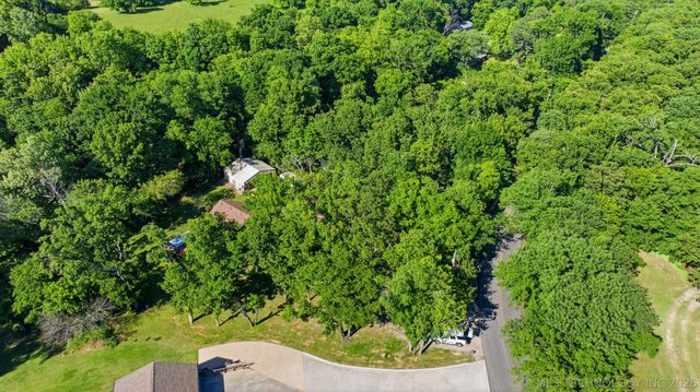 10087 W 71st Street S, Sapulpa, OK 74066