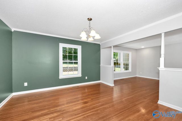 8002 Greenwillow Court, Huntsville, AL 35802