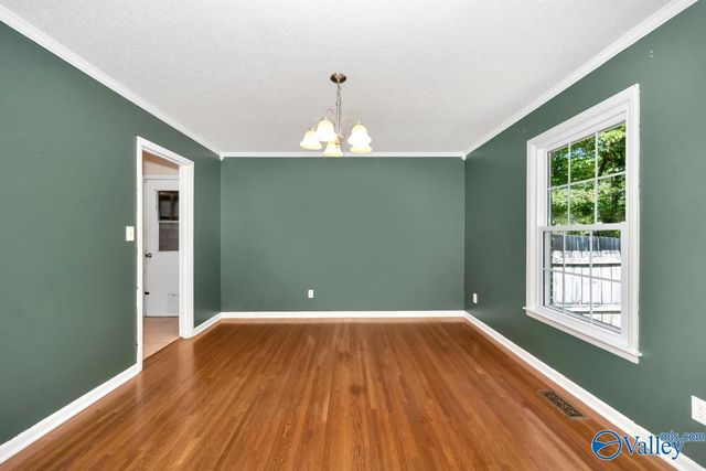 8002 Greenwillow Court, Huntsville, AL 35802