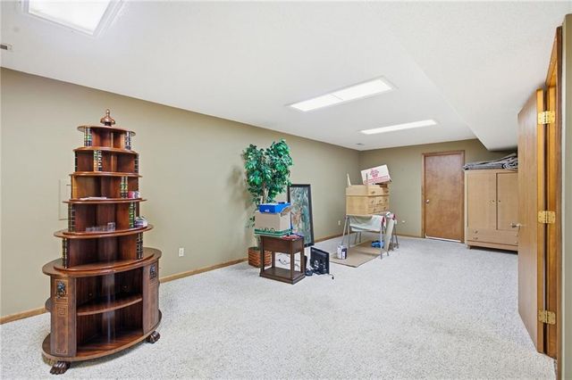 813 SW Foxtail Drive, Grain Valley, MO 64029