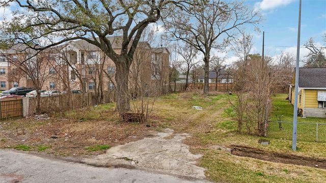 6701 Mariosa Street, Houston, TX 77028