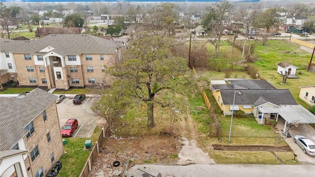 6701 Mariosa Street, Houston, TX 77028