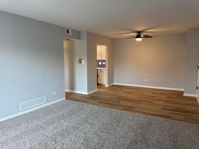 14970 Pulaski Road 5, Midlothian, IL 60445