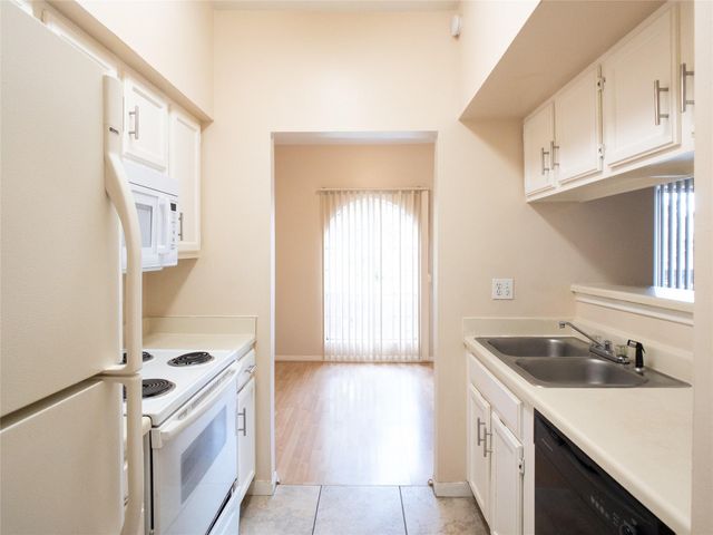 6500 Harbor Town Drive 3402, Houston, TX 77036