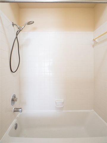 6500 Harbor Town Drive 3402, Houston, TX 77036