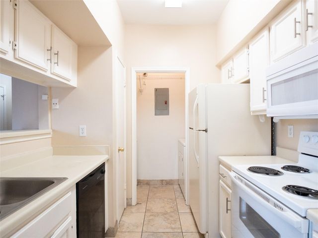 6500 Harbor Town Drive 3402, Houston, TX 77036