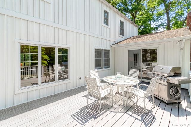 1540 Laurelwood Drive, Laurel, NY 11948