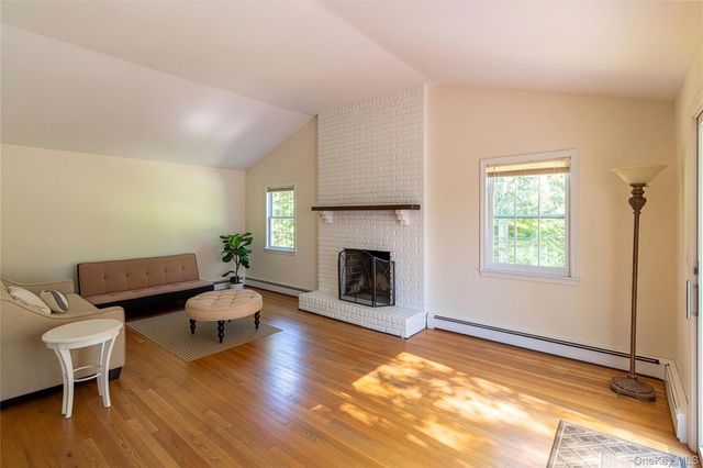 1540 Laurelwood Drive, Laurel, NY 11948