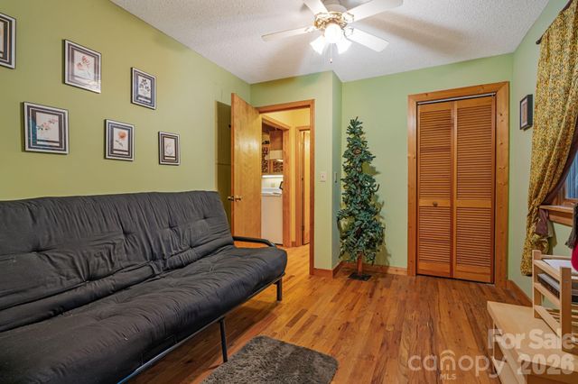180 Grace Way, Green Mountain, NC 28740