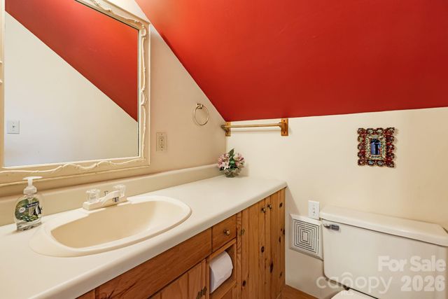 180 Grace Way, Green Mountain, NC 28740