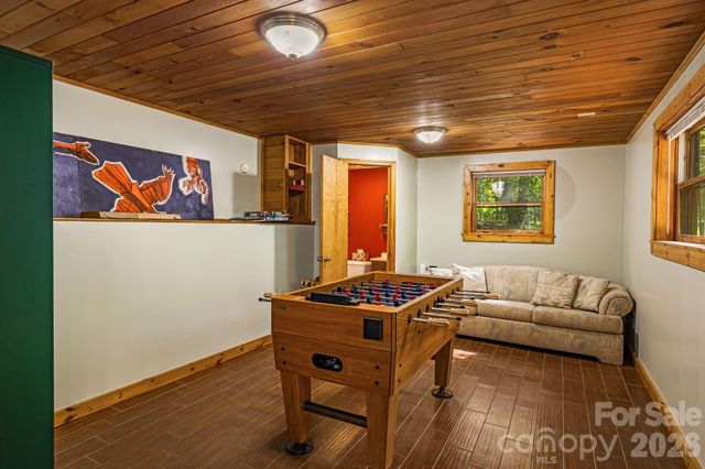 180 Grace Way, Green Mountain, NC 28740