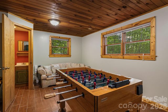 180 Grace Way, Green Mountain, NC 28740