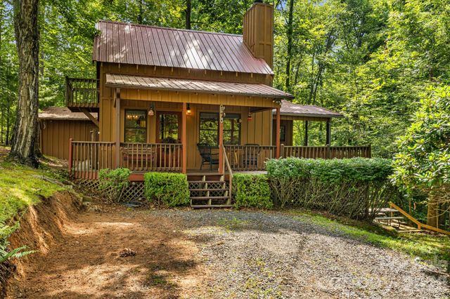 180 Grace Way, Green Mountain, NC 28740