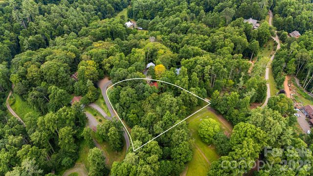 180 Grace Way, Green Mountain, NC 28740