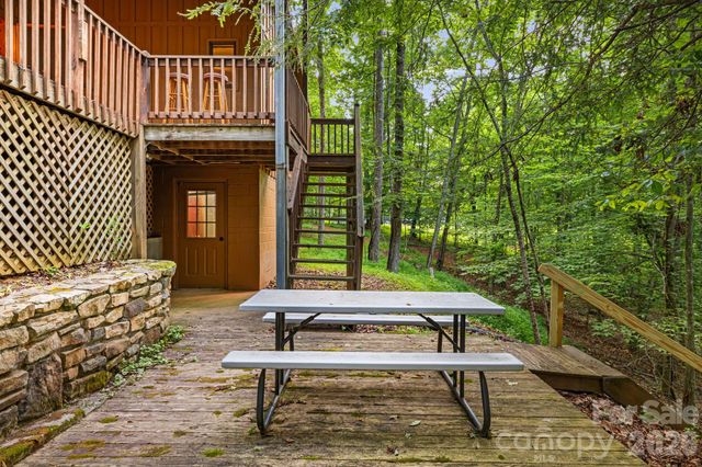 180 Grace Way, Green Mountain, NC 28740
