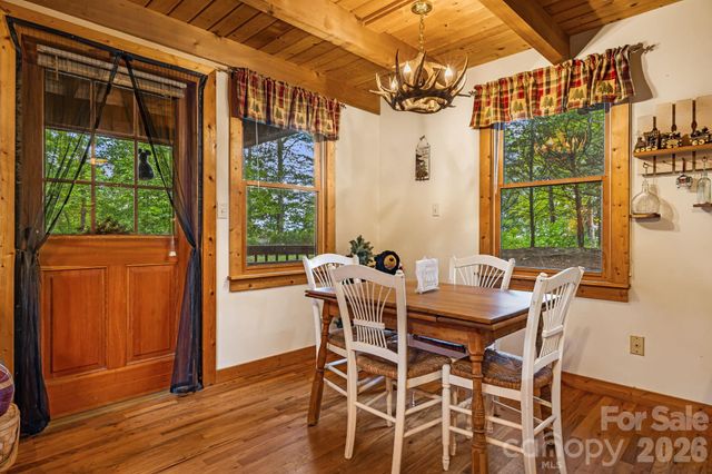 180 Grace Way, Green Mountain, NC 28740
