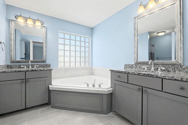 4060 N Westbrook, Maize, KS 67101