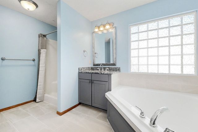 4060 N Westbrook, Maize, KS 67101